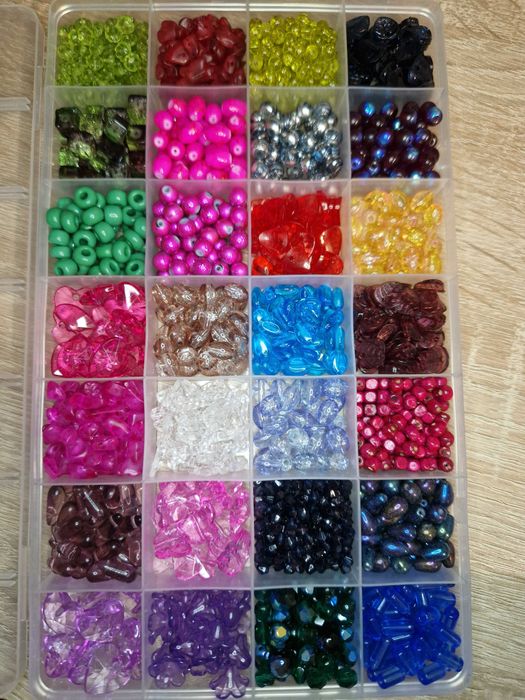 Zestaw koralików - 28 rodzajów