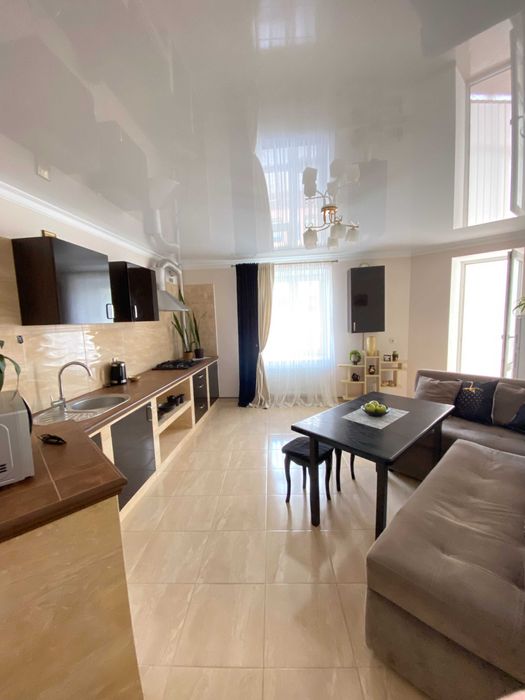 Центр. С. Крушельницької. Звітні документиВласник. Квартира подобово