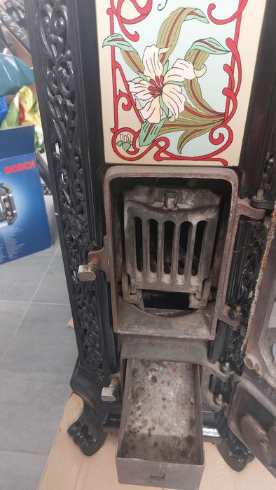 Piecyk koza Godin 3736