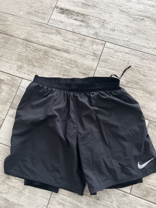 Nike шорти спортивні , бігові для тренувань з велосипедками CL