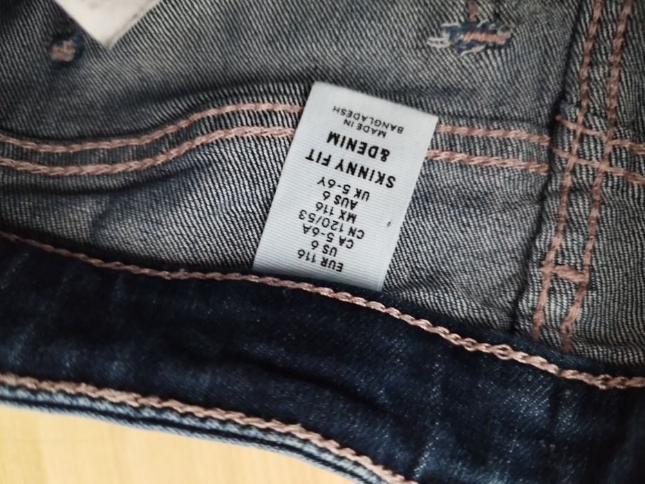 Jeansy z jednorożcem 5-6 lat