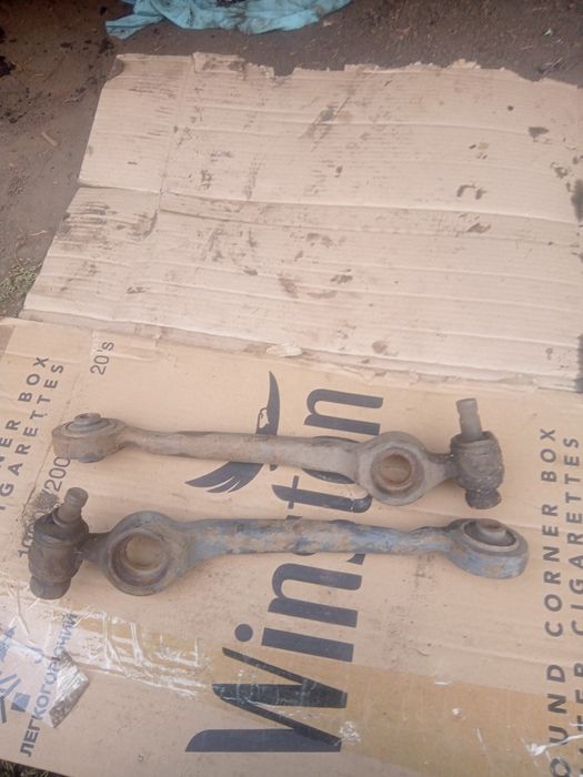 Передние рычаги а6с4