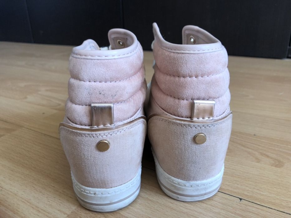 Bershka buty sneakersy sportowe na koturnie róż 38