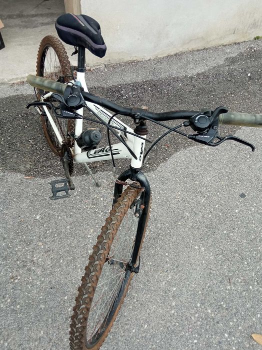 Bicicleta pronta a pedalar