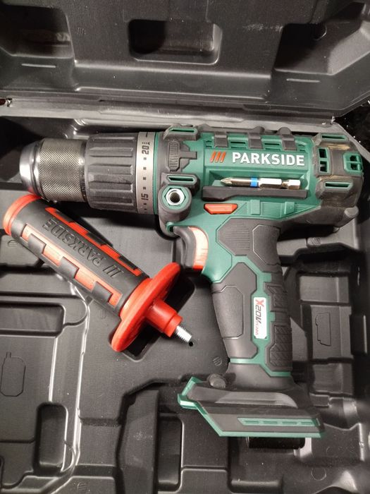 Товар с Германии аккумуляторная сабельная пила 20в