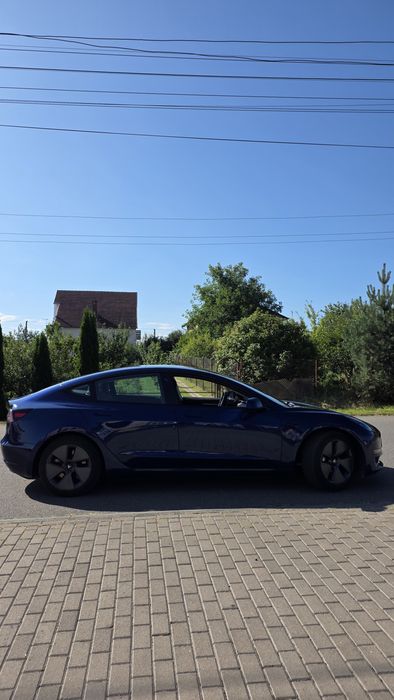 tesla 3 продаж продаю