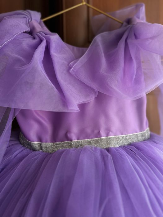 Сукня для дівчинки