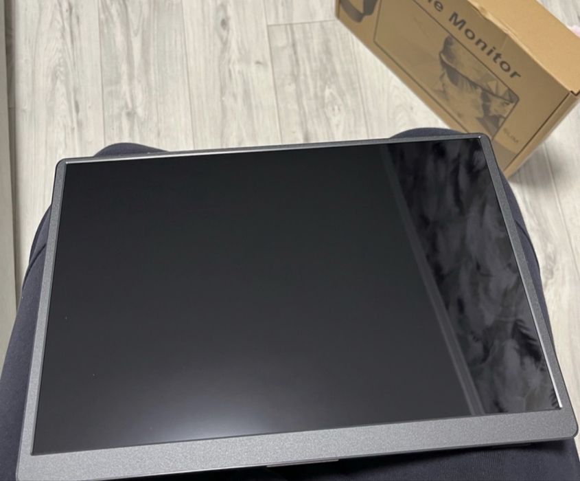 Портативний монітор Zsus 14 “2K 60 ГЦ з повним комплектом кабелів