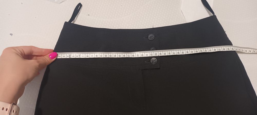 Spodnie materiałowe 38