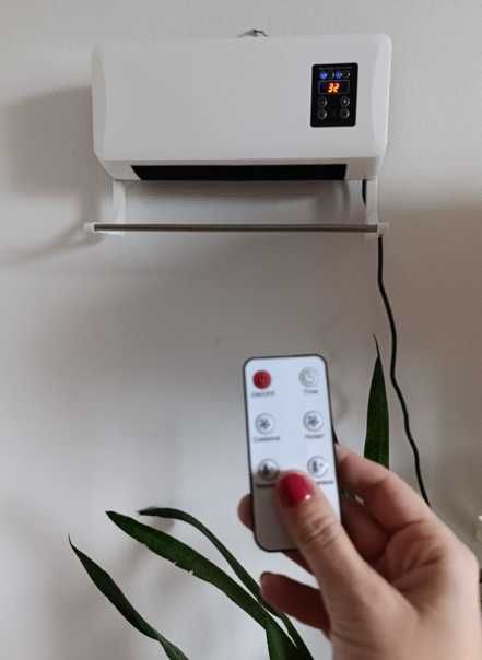 обогреватель настенный + сушилка тепловентилятор с пультом  дуйка конд