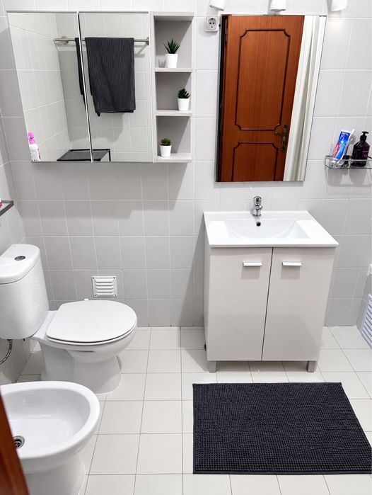Quarto individual para arrendar | Casa partilhada por 2 pessoas | 2 min da estação