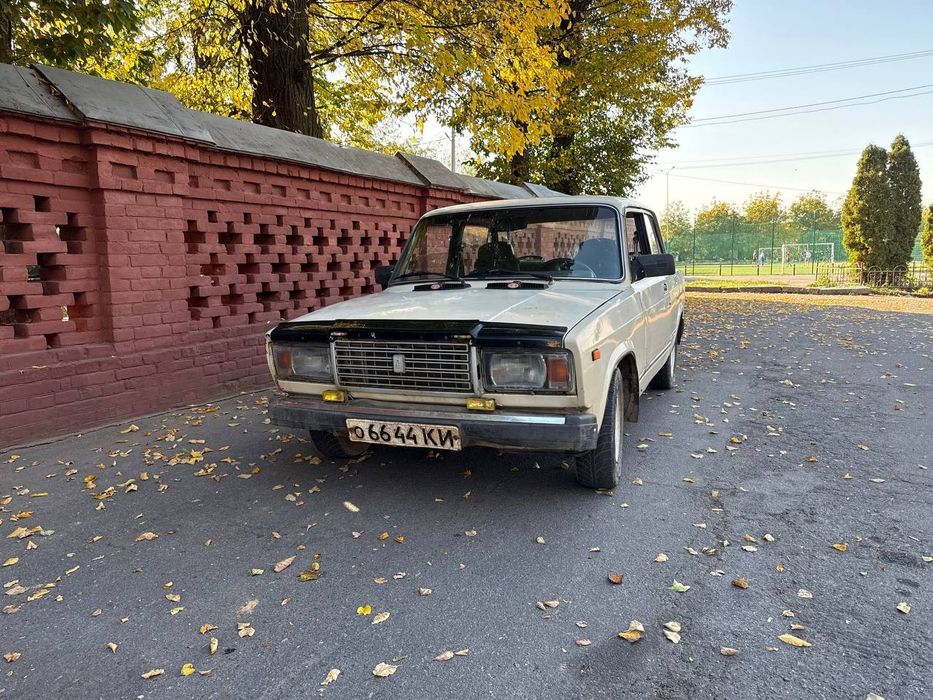 Продам авто ваз 2107