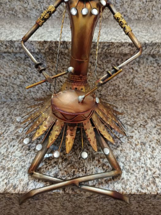 Estátuas de metal artesanais