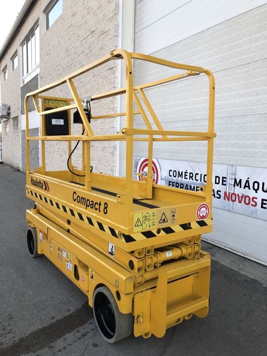 Plataformas Elevatórias Tesoura Elétricas 8 mts