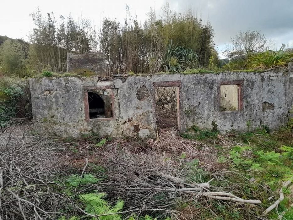 Terreno Ruina nos Açores