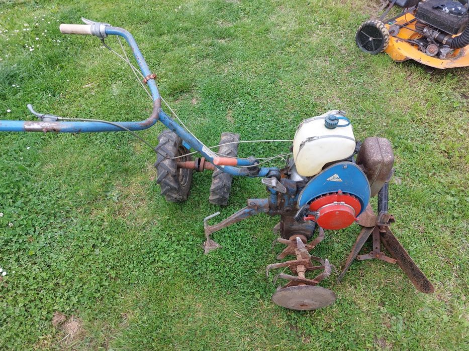 Glebogryzarka spalinowa