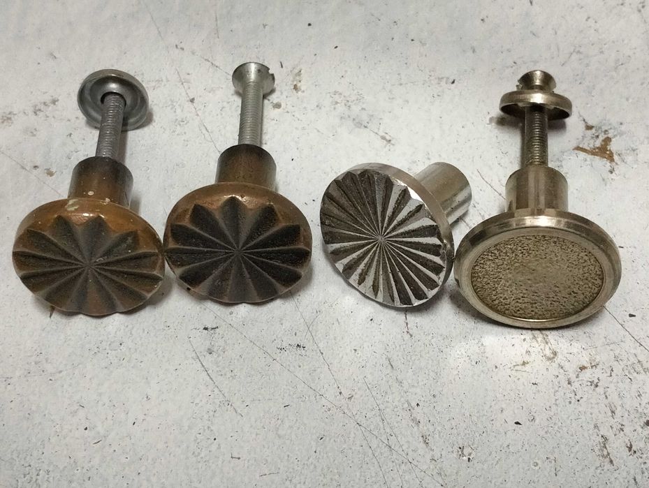 Gałka/uchwyt meblowy, PRL