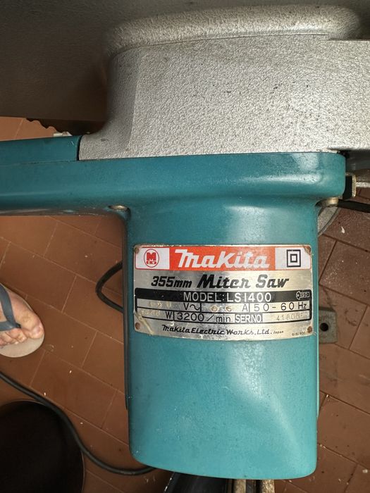 Serra esquadria pouco uso