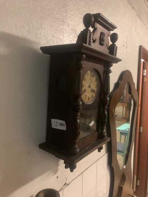 Relógio de parede antigo