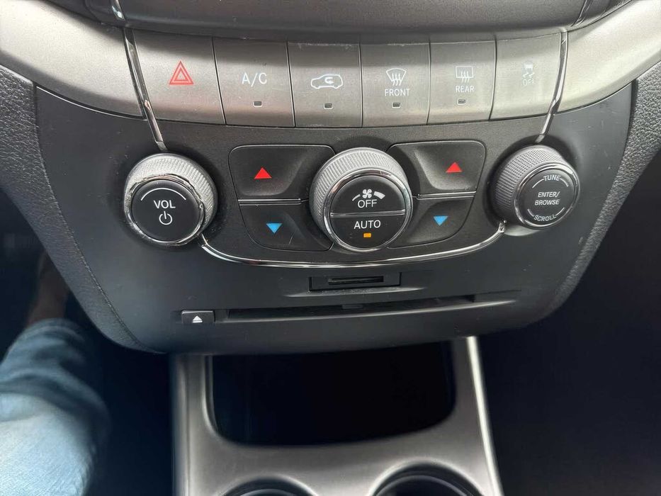 Dodge Journey Crossroad      2019