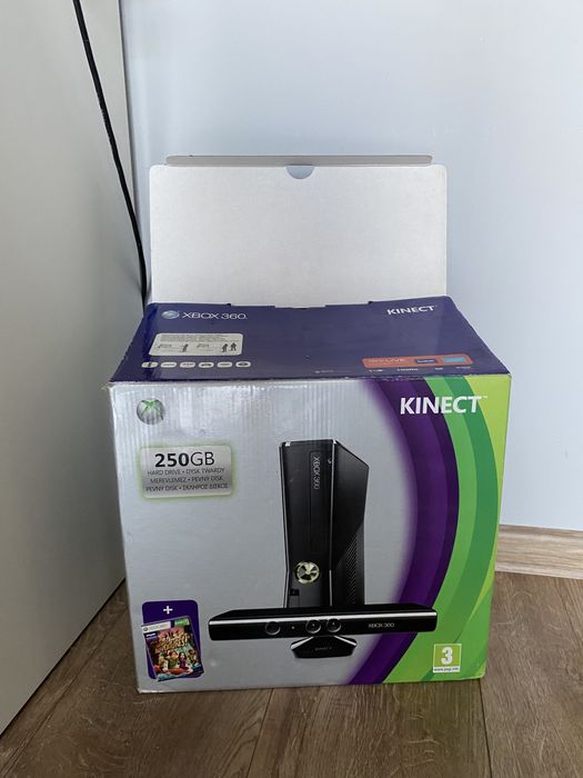 xbox 360 + gry widoczne na zdjęciach