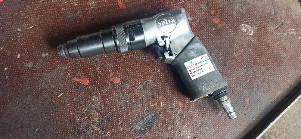 Wkrętarka Zakrętarka pneumatyczna ze sprzęgłem Satra Jak Nowa