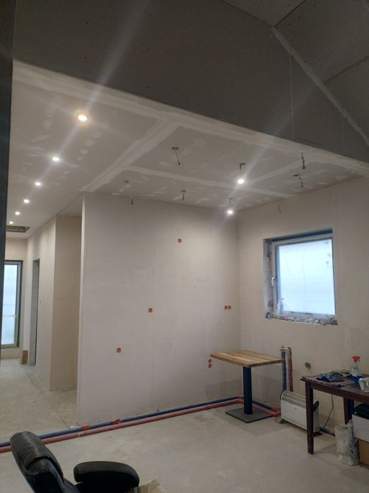 ZŁOTA dłoń budowlana. Remonty wykończeniowe, łazienki, drobne prace