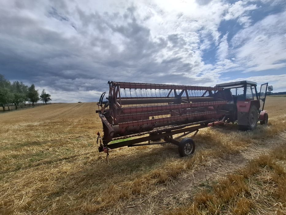 Kombajn Bizon Z056  Stół,Sieczkarnia