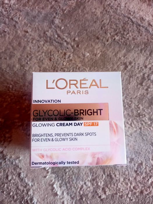Krem Loreal nowy na dzień