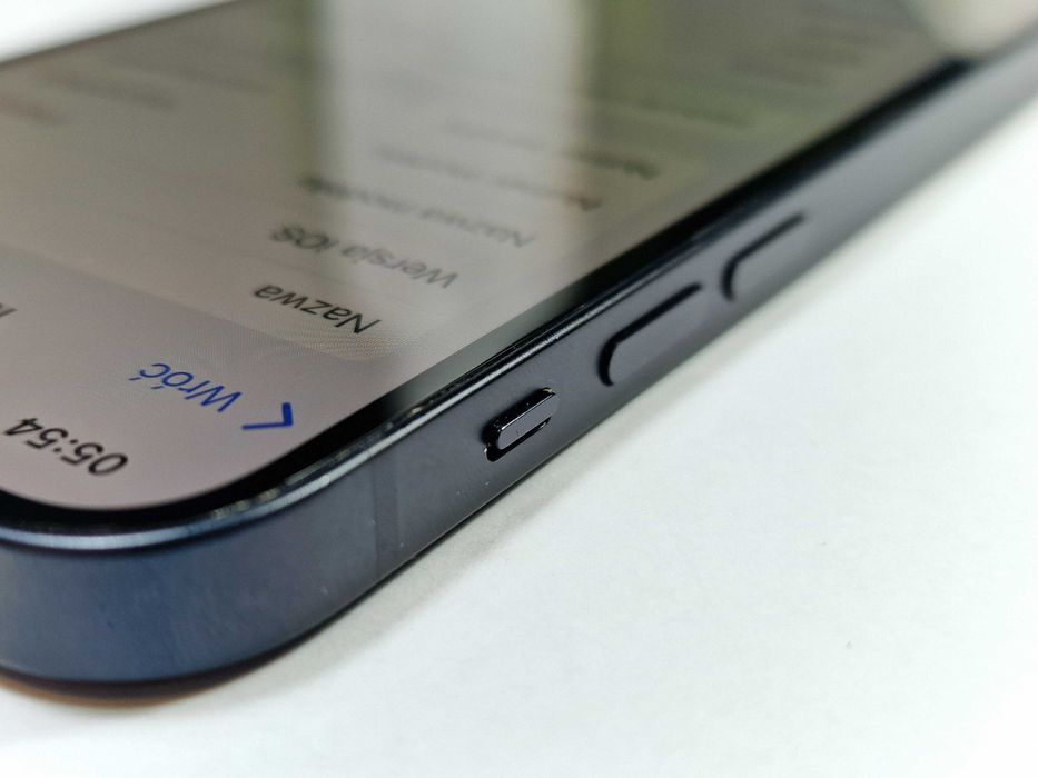 iPhone 12 128GB / 79% / Grade A- / Black / Gwarancja 12 miesięcy