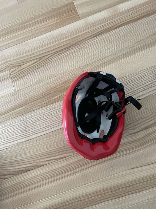 Kask dziecięcy Cars zygzak