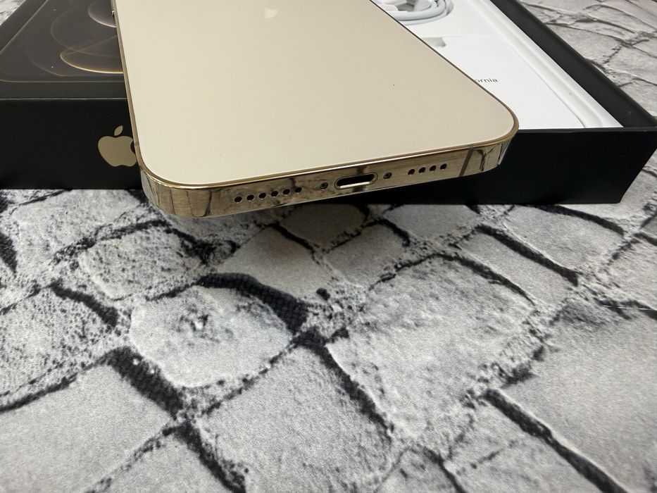 Iphone 12 Pro Max 128gb neverlock Gold 340$