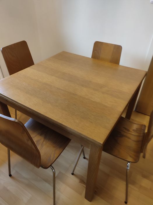 Sprzedaż stołu z krzesłami