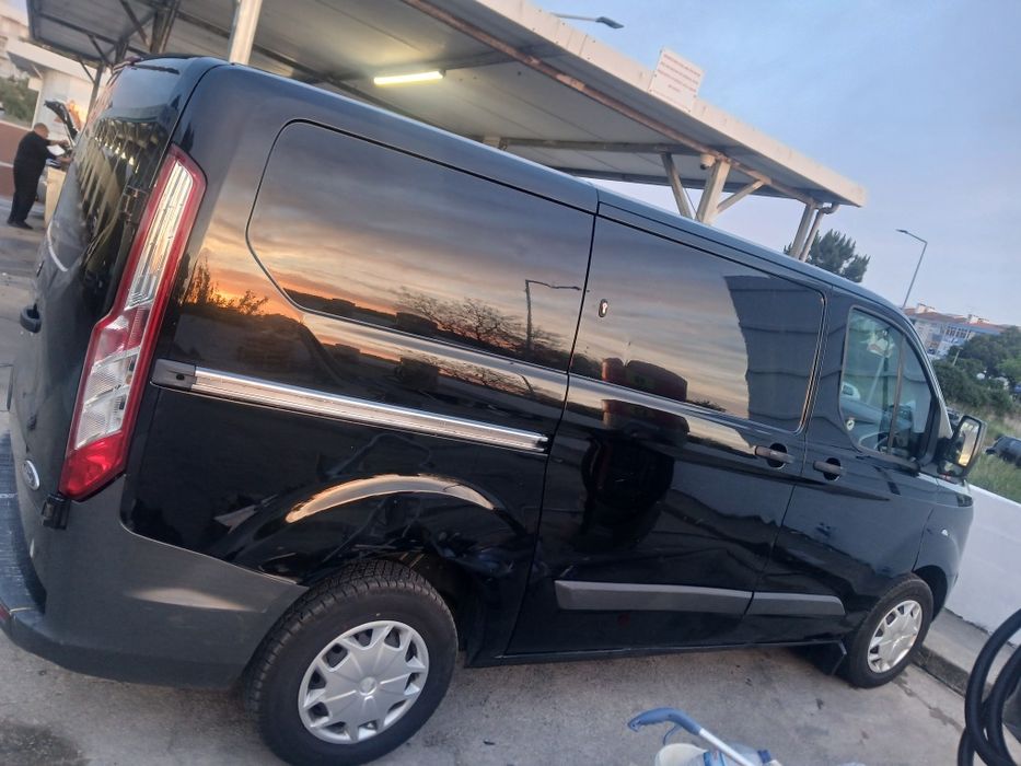 Ford Transit Custom 2.2 L2H1 12.500 €