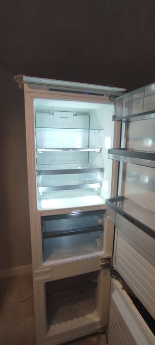 Lodówka do zabudowy Siemens