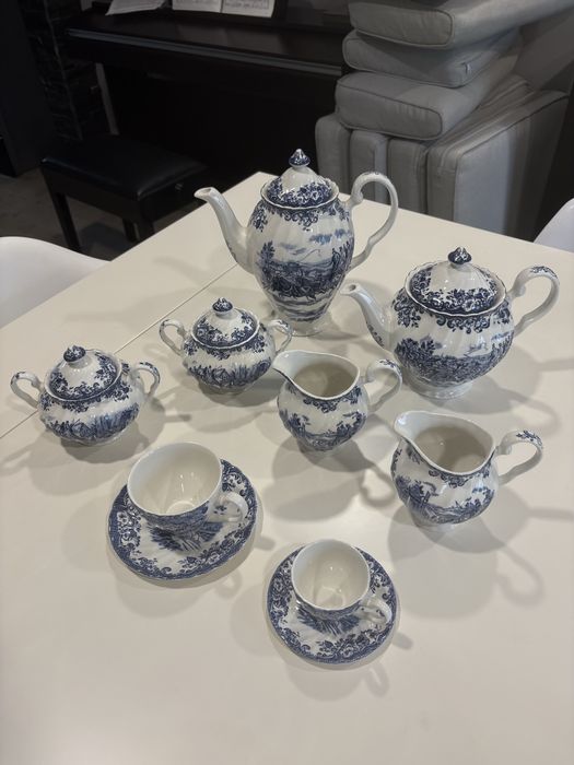 Serviço de Louça Inglesa Royal Mail - Vintage (118 peças)