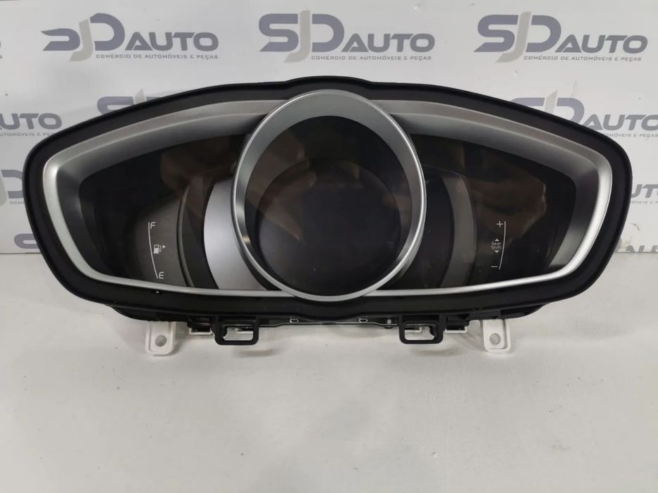 Quadrante Digital - Volvo V40 D2 + R-Design