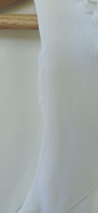 Biała sukienka z haftem Massimo Dutti xs