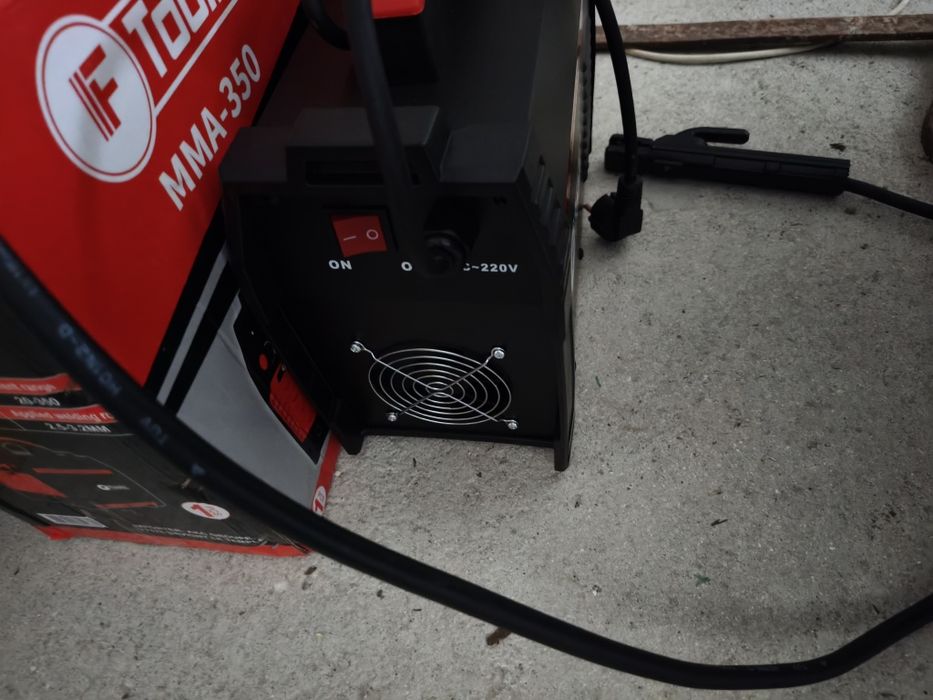 Vendo máquina de soldar de 350 amperes ventilada