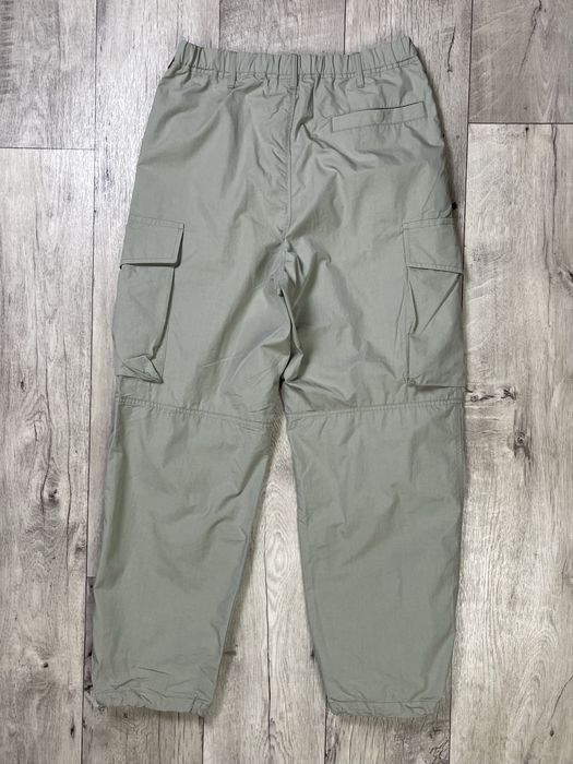 Uniqlo штаны брюки L размер трекинговые бежевые
