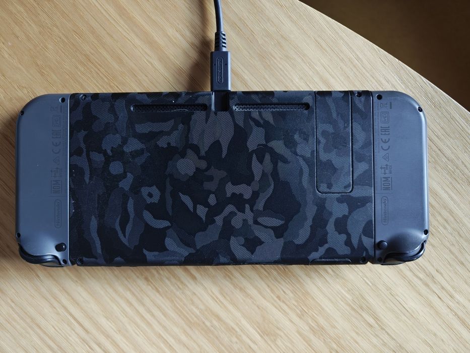 Nintendo Switch v1