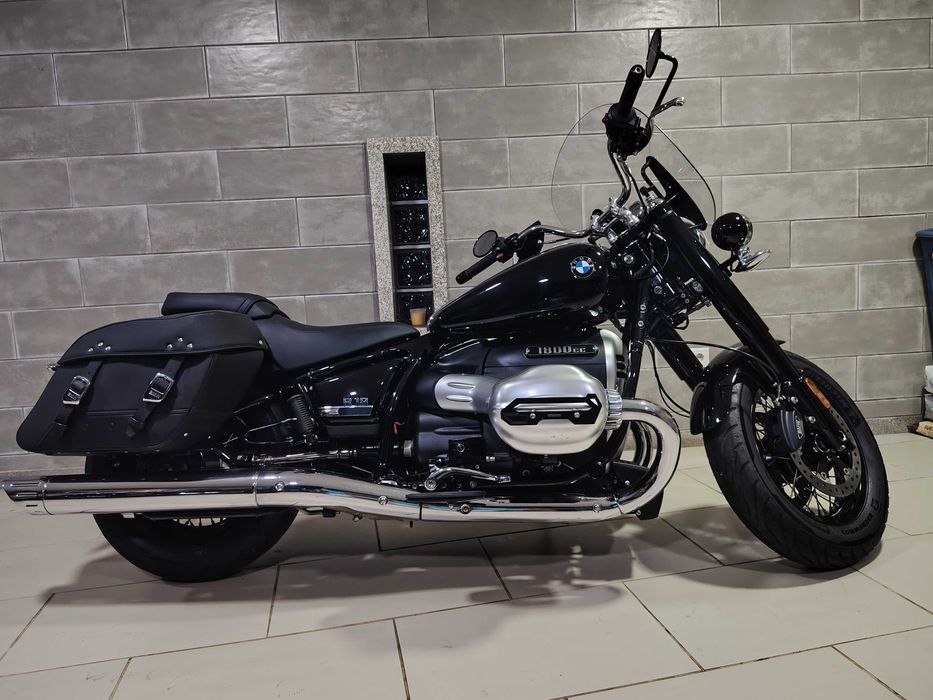 BMW r18  classic