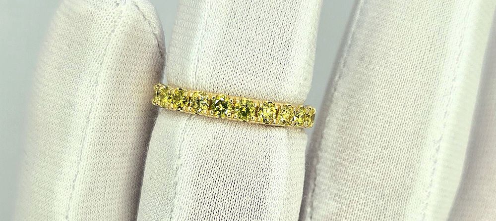 Кольцо с желтыми бриллиантами 0.60 карат