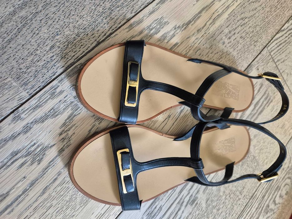 Sandałki Salvatore Ferragamo R.38