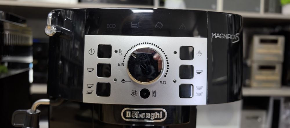 Кавові машини Delonghi Magnifica S/4/5/6