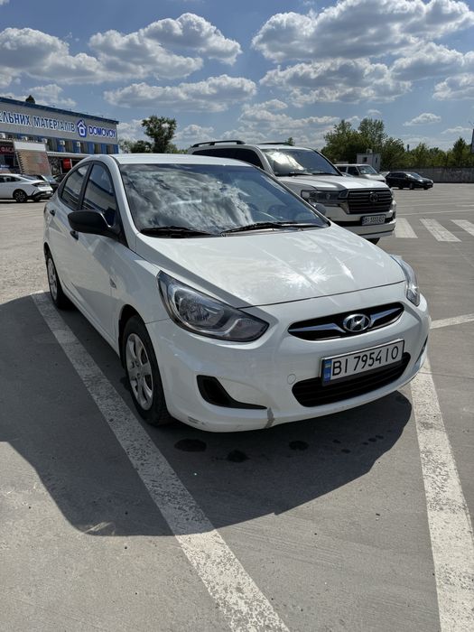 Продам Hyundai Accent(Хюндай Акцент) 2013