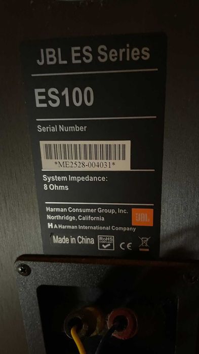 Продаю акустику JBL ES100
