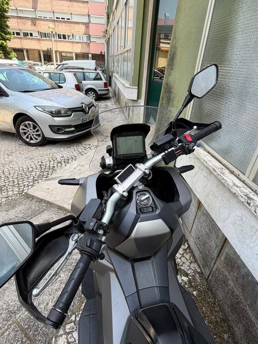 X-ADV 2018 como nova