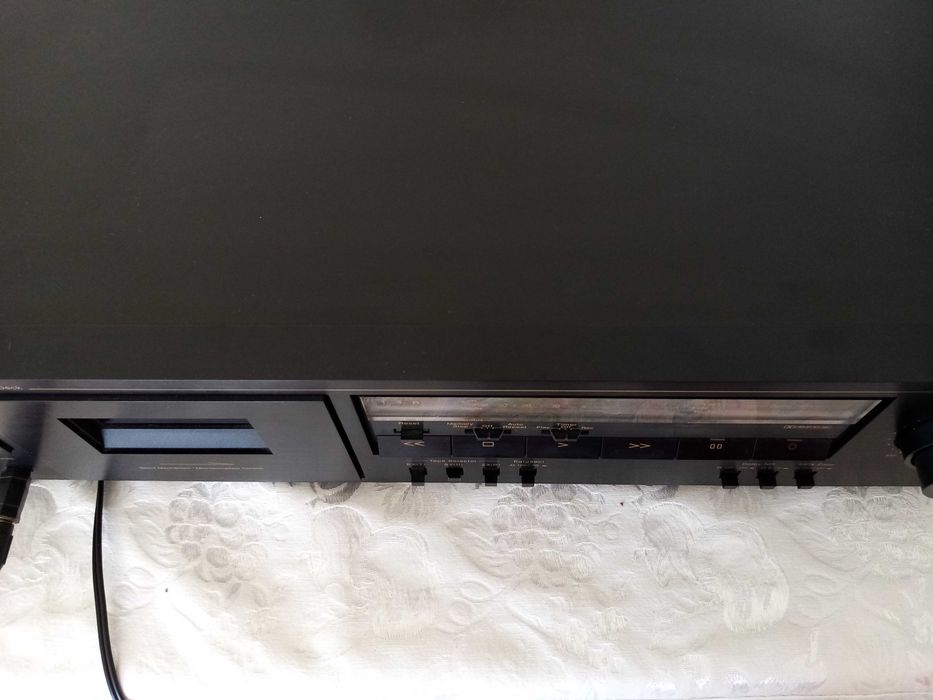 Nakamichi CR1 E Cassete Deck