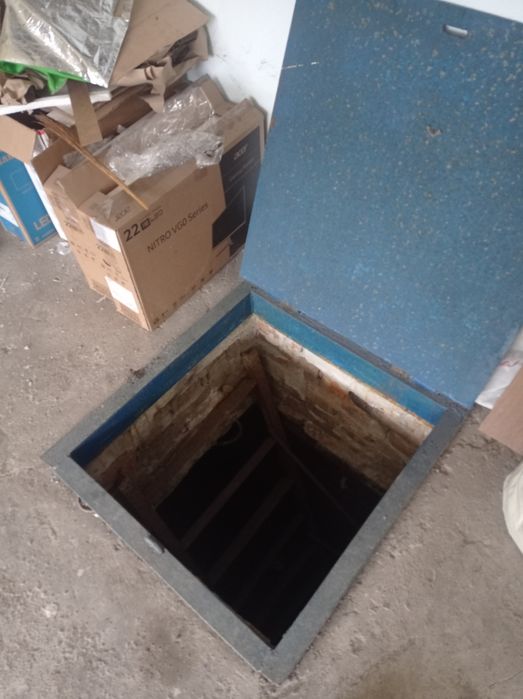 Капитальный гараж, кооператив " Локомотив", ул.Деповская